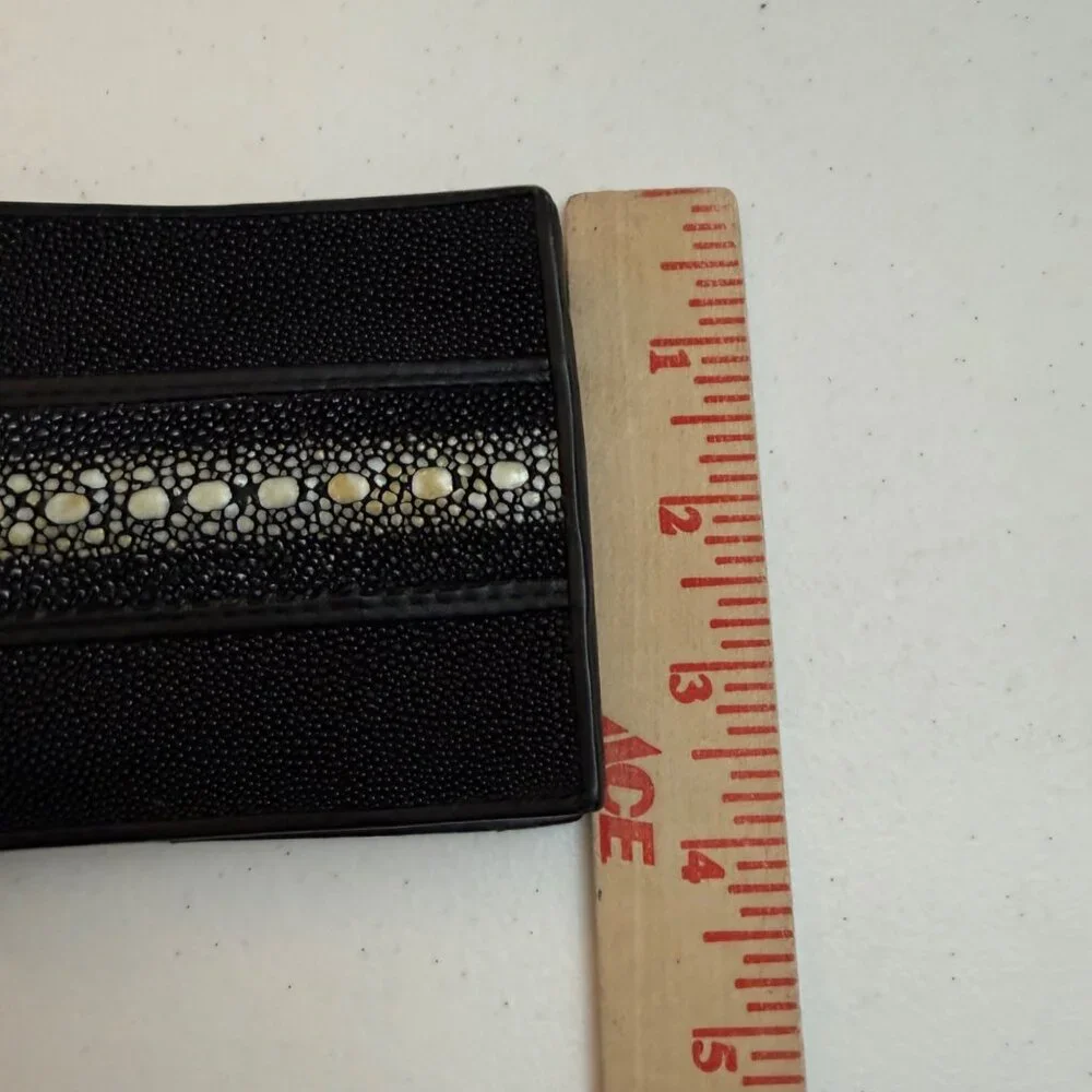 Devy Men's Bi-Fold Wallet Black Genuine Stingray Leather Made In Thailand